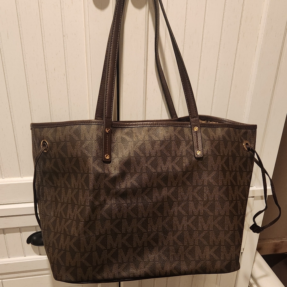 Michael Kors Tote